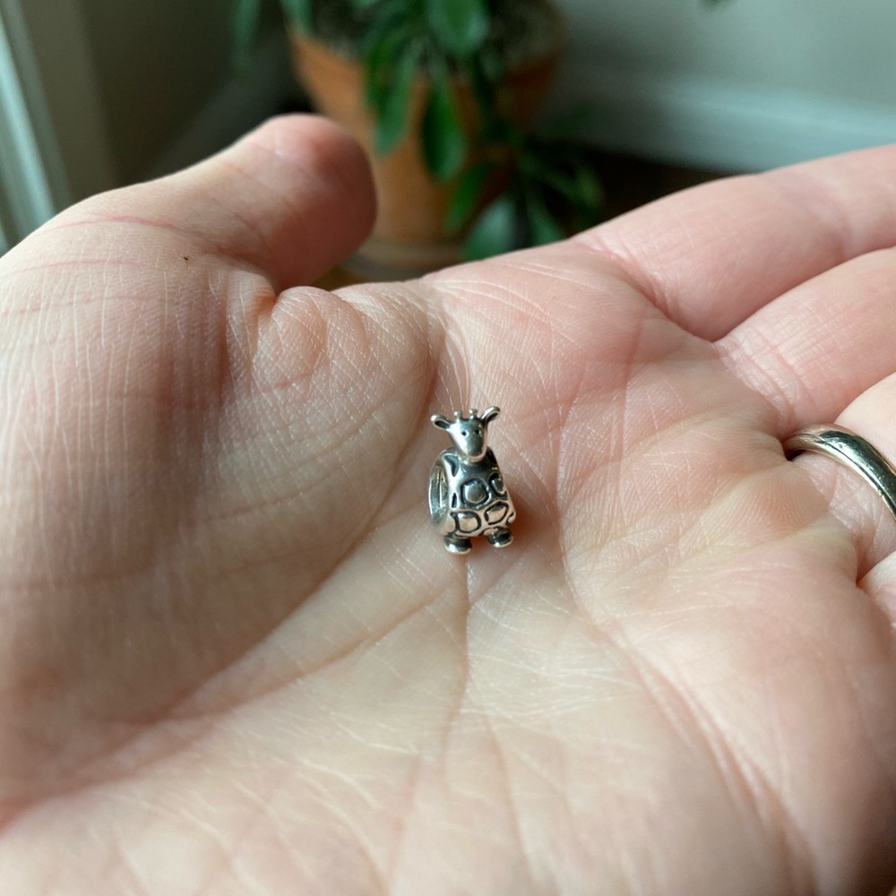 Giraffe Pandora Charm